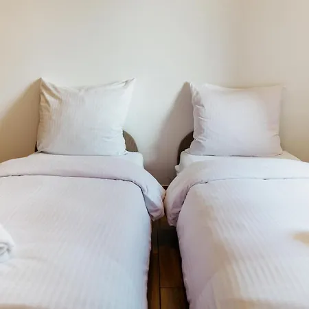 Maria Bed & Breakfast *